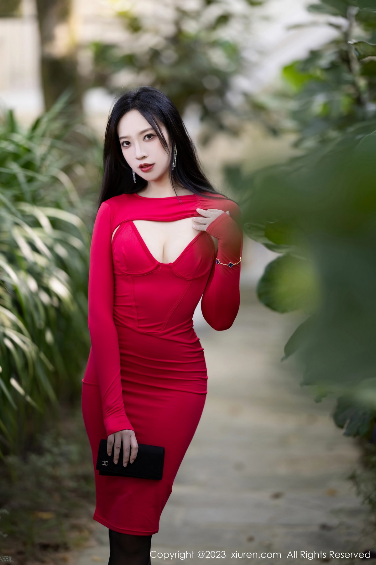 [秀人网] 2023.08.07 No.7194 郑颖姗Bev 黑丝美腿  第23张