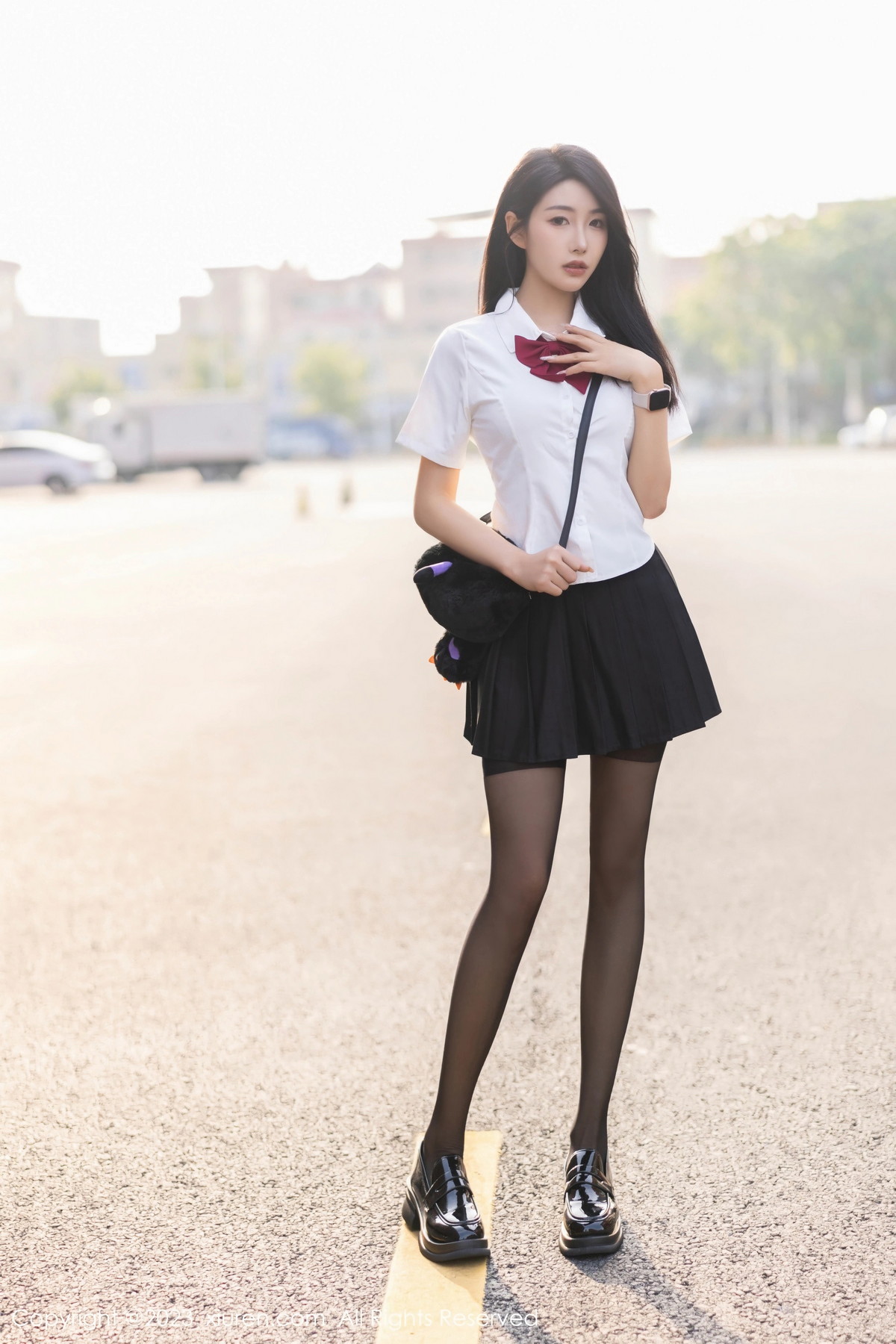 [秀人网] 2023.11.13 No.7653 苏苏阿 短裙美腿  第3张