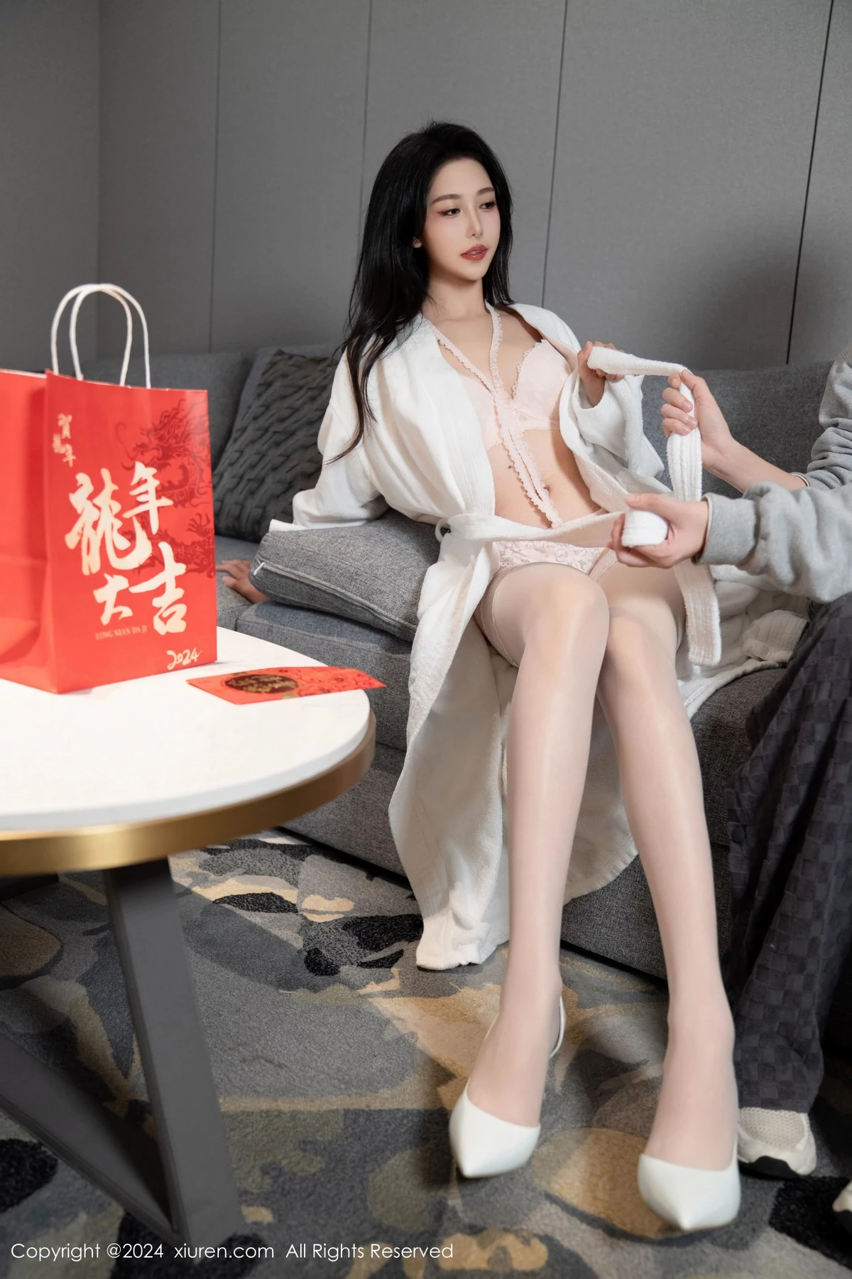 [秀人网] 2024.02.07 No.8086 利世 丝袜性感  第77张