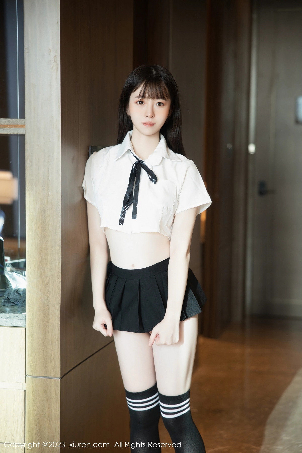 [秀人网] 2023.10.19 No.7534 林悠悠 清纯美腿  第7张