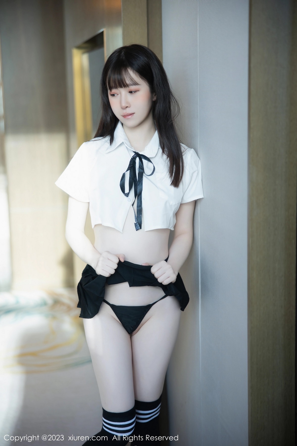 [秀人网] 2023.10.19 No.7534 林悠悠 清纯美腿  第27张