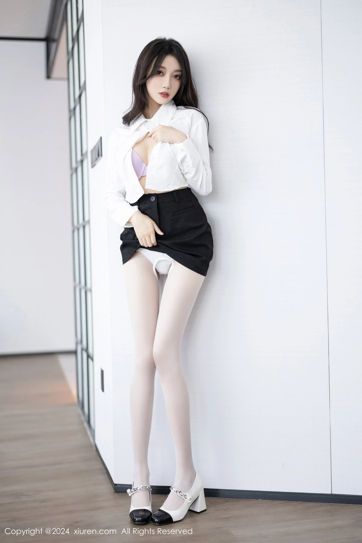 [秀人网] 2024.03.18 No.8247 玥儿玥 丝袜美腿  第37张