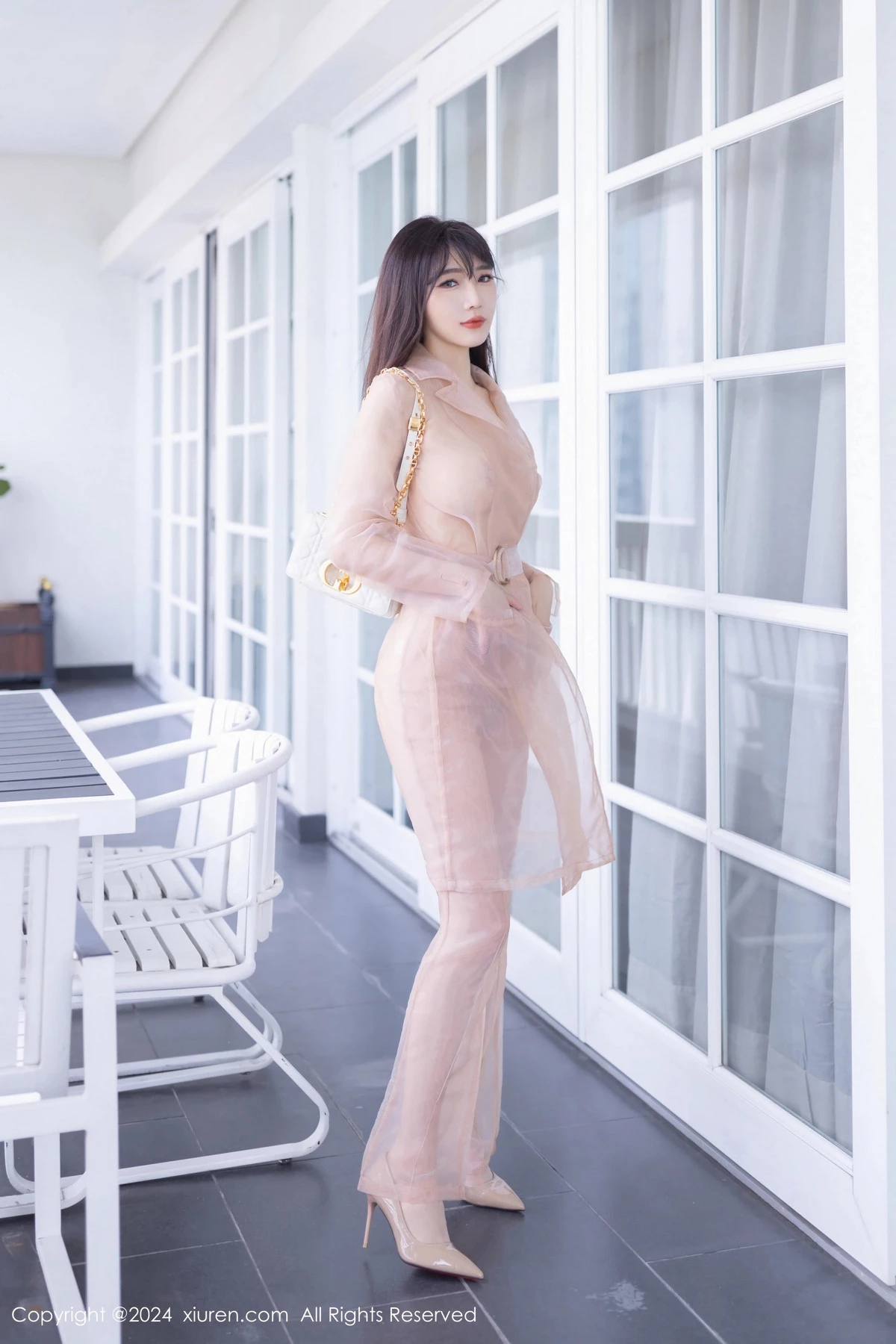 [秀人网] 2024.05.09 No.8509 陆萱萱 美腿性感