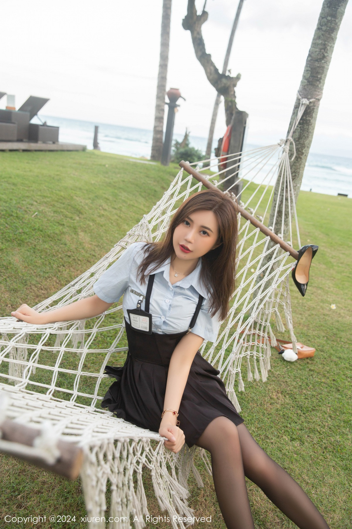 [秀人网] 2024.06.25 No.8752 绮里嘉ula 海边沙滩  第6张