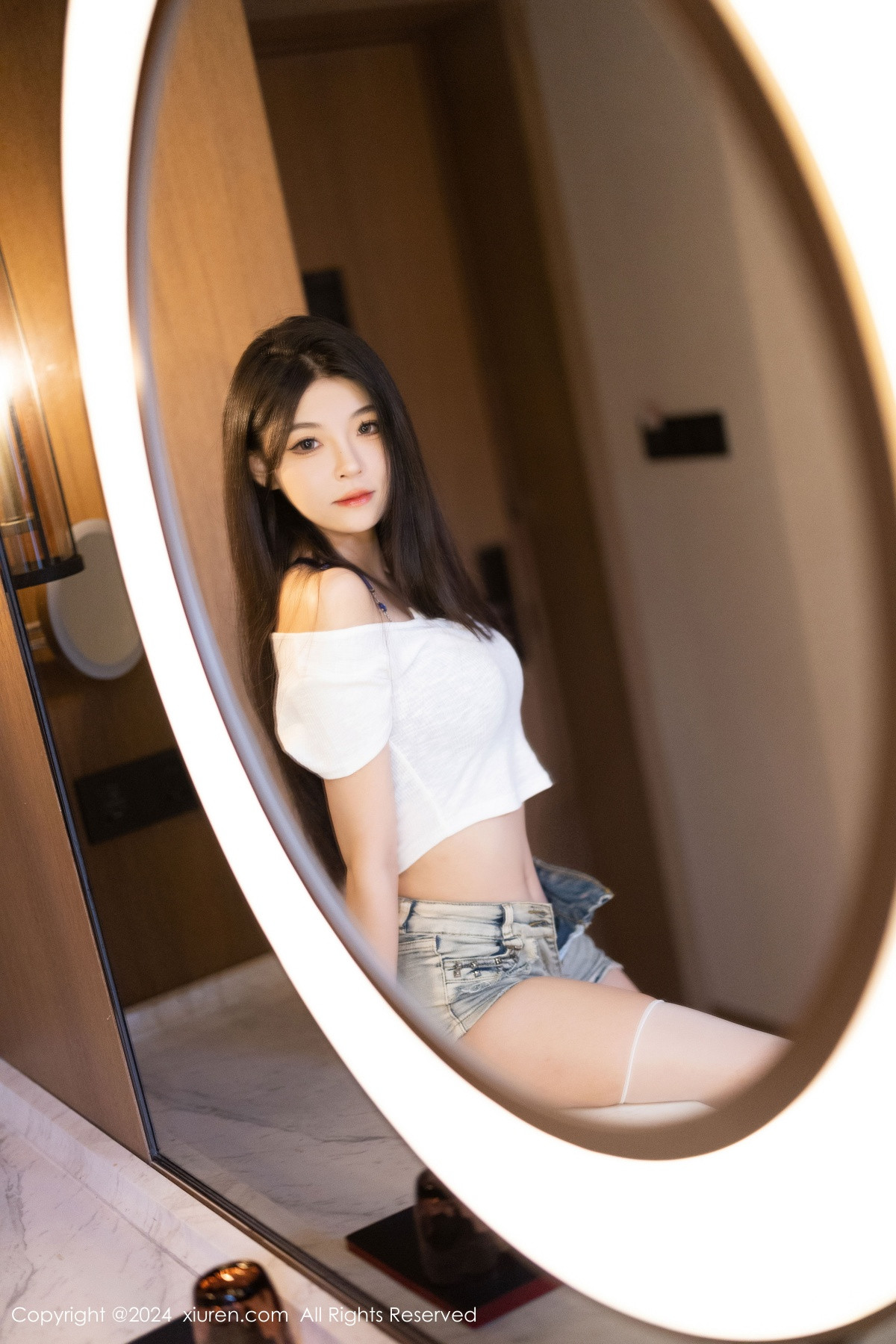 [秀人网] 2024.09.11 No.9141 初梦瑶 丝袜美腿  第40张