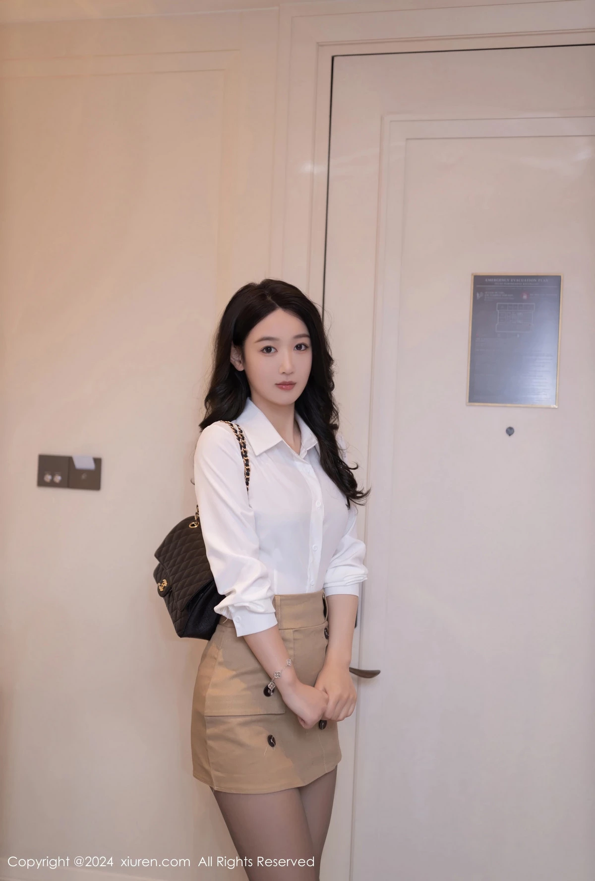 [秀人网] 2024.05.20 No.8571 唐安琪 黑丝美腿