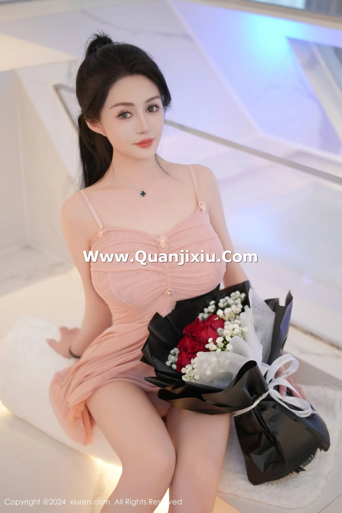 [秀人网] 2024.04.15 No.8395 林幼一 丝袜美腿  第3张
