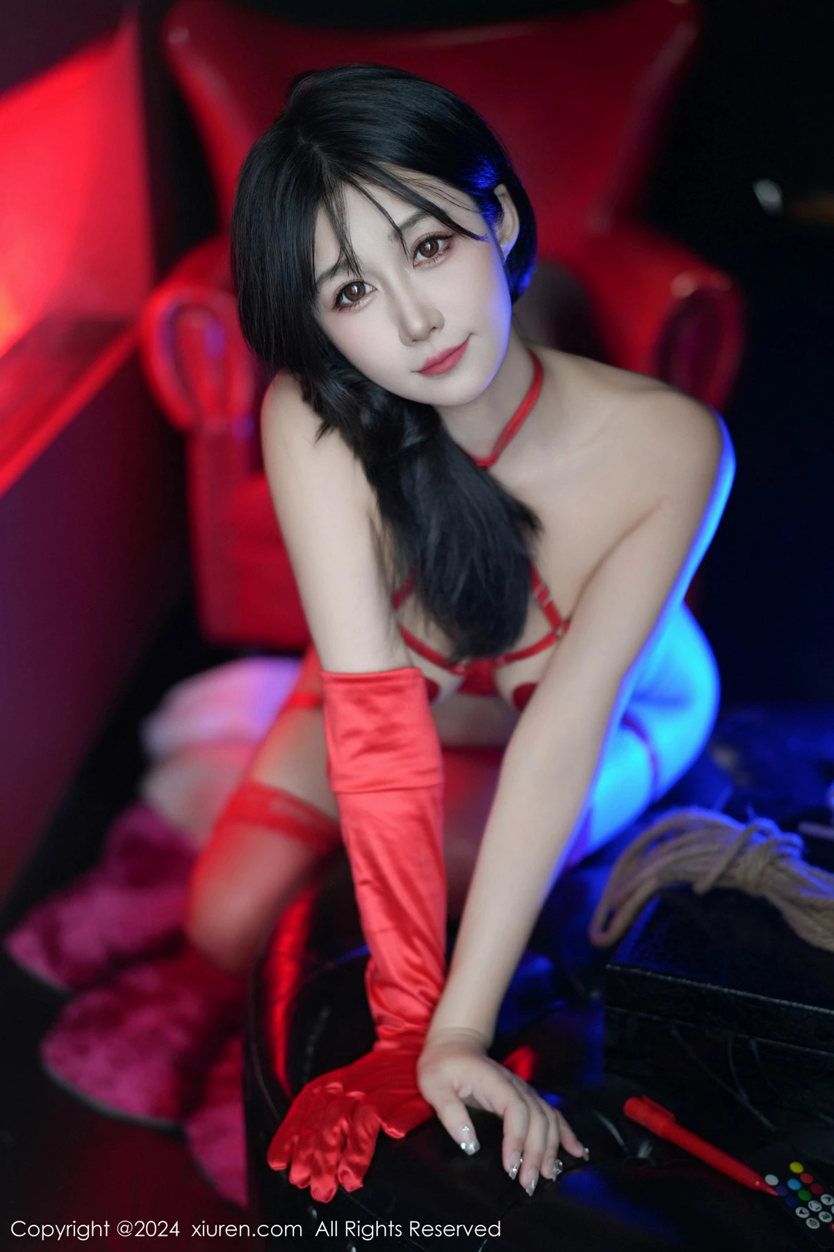 [秀人网] 2024.05.17 No.8555 laura阿姣 清纯美腿  第42张