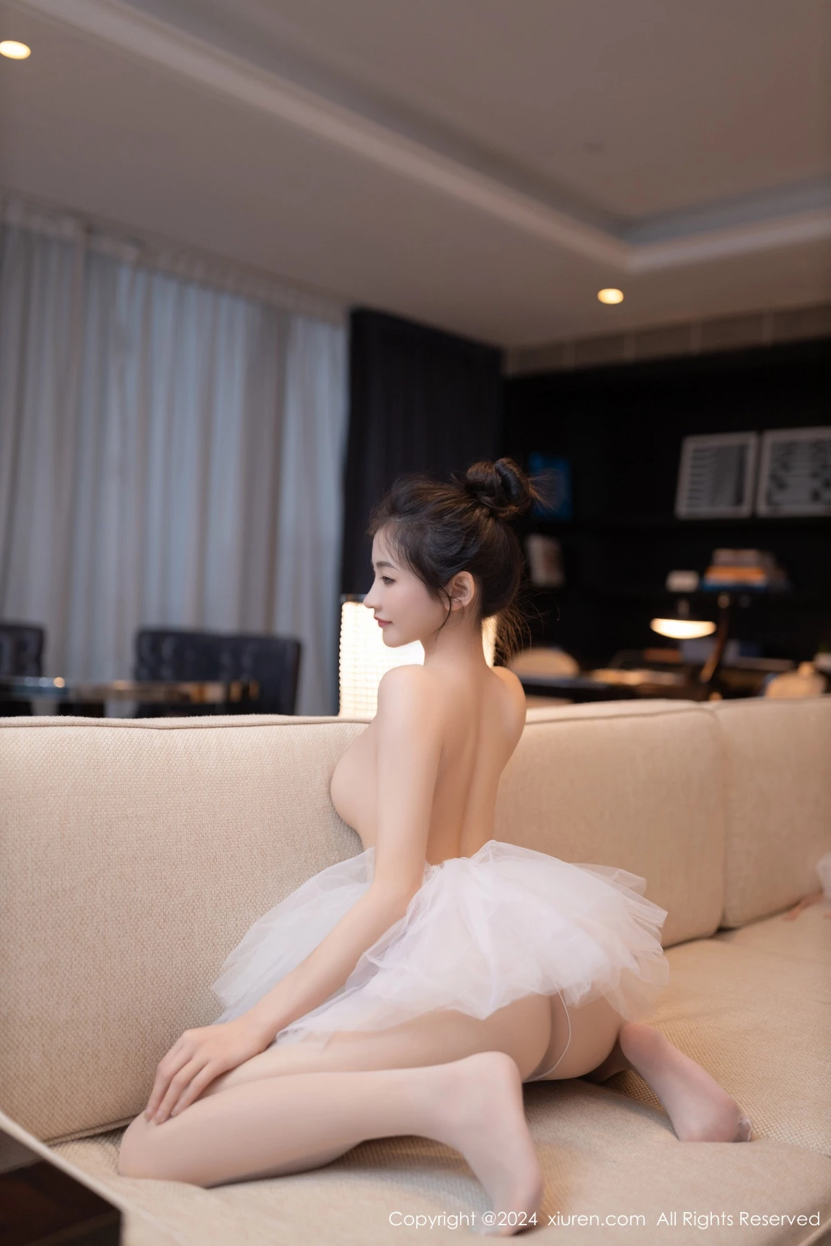 [秀人网] 2024.06.05 No.8657 鱼尾fish 丝袜美腿  第63张