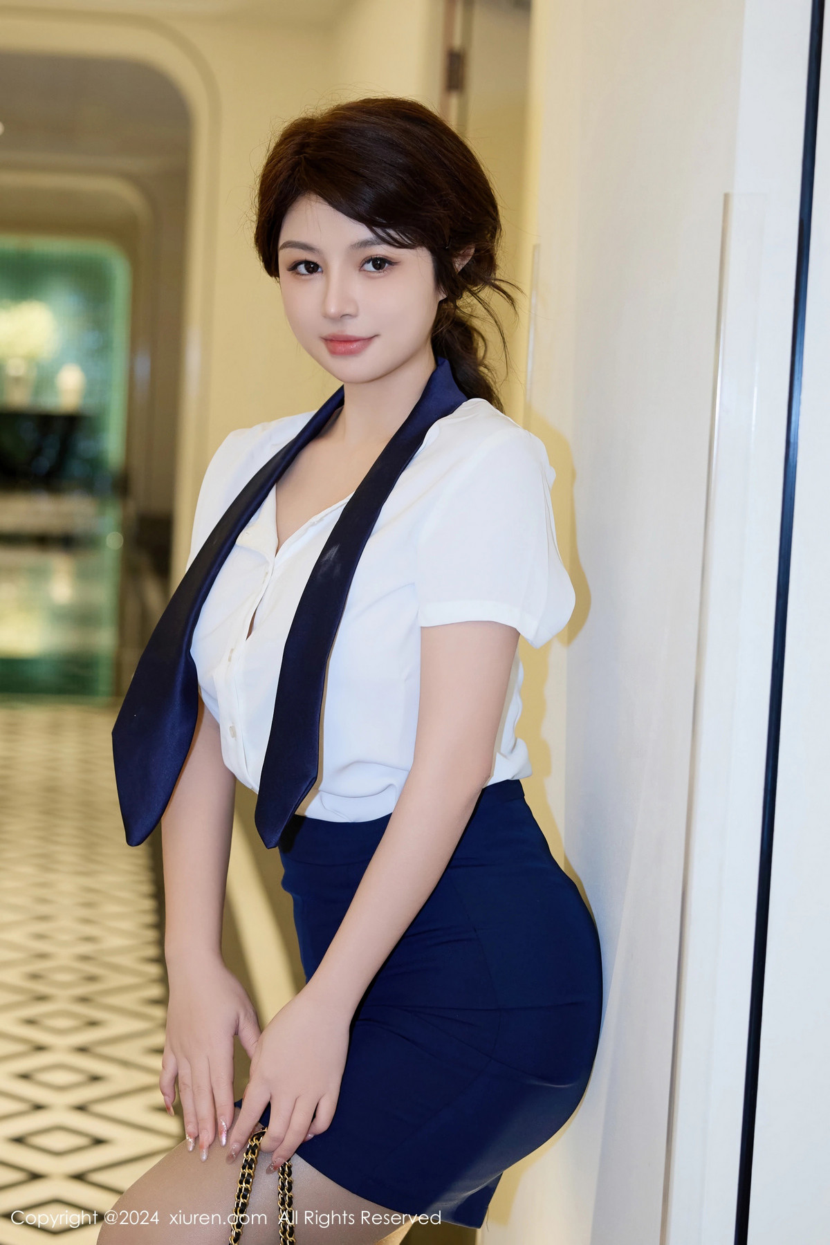 [秀人网] 2024.05.07 No.8494 江露露 丝袜美腿  第12张