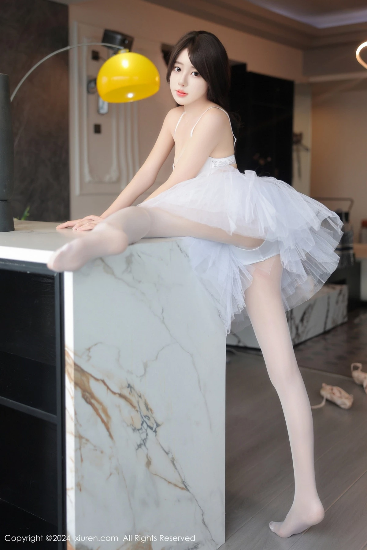 [秀人网] 2024.05.17 No.8564 桃妖夭 丝袜美腿  第7张
