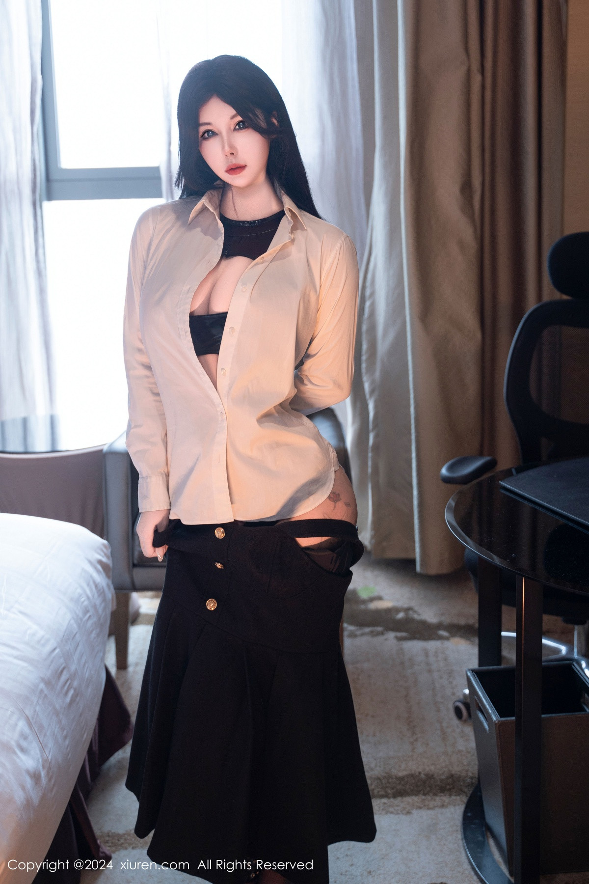[秀人网] 2024.09.03 No.9106 陈芊儿 黑丝美腿  第14张