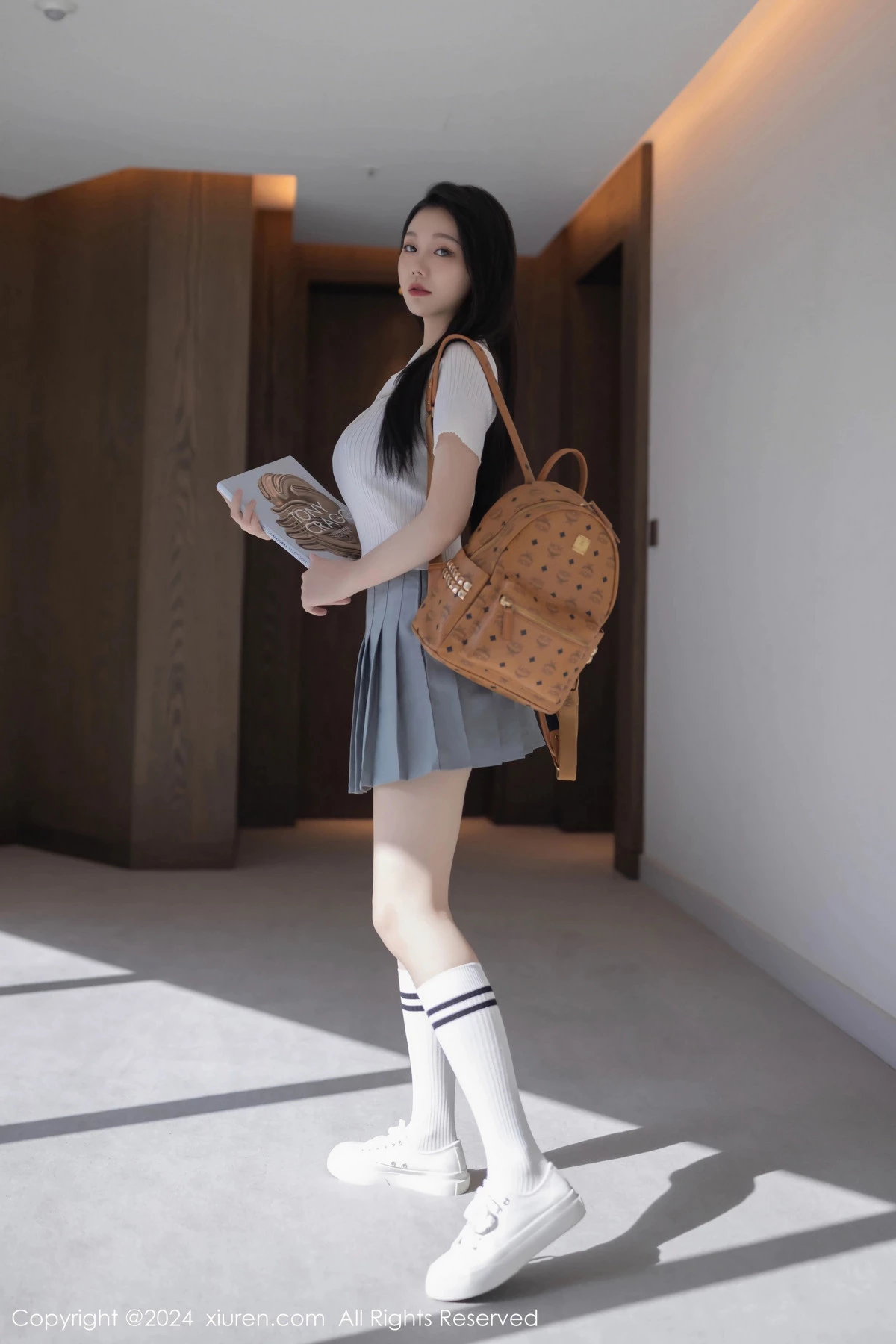 [秀人网] 2024.06.04 No.8649 安然anran 美腿短裙  第8张