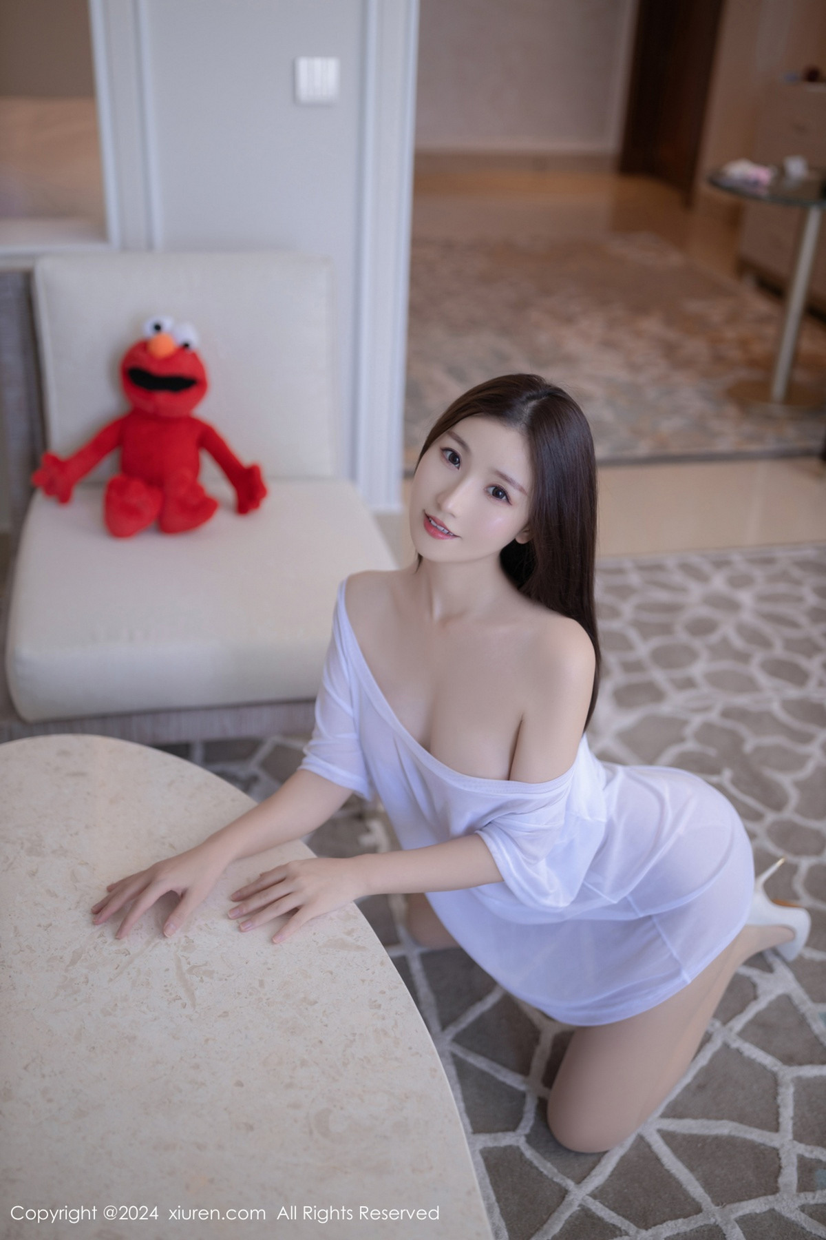 [秀人网] 2024.07.10 No.8834 杏子Yada 丝袜美腿  第12张