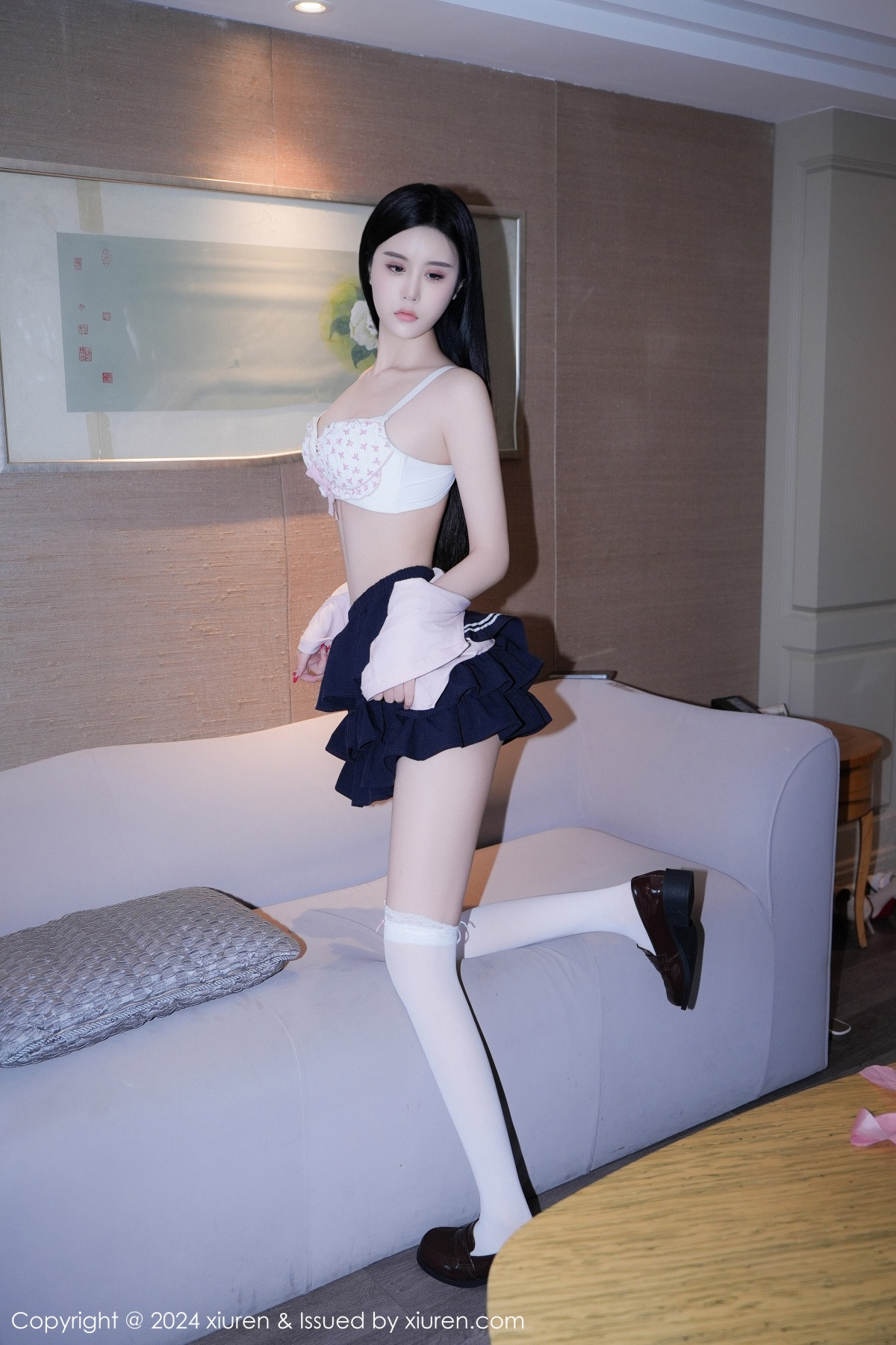 [秀人网] 2024.09.27 No.9224 Erikaki 丝袜美腿  第70张