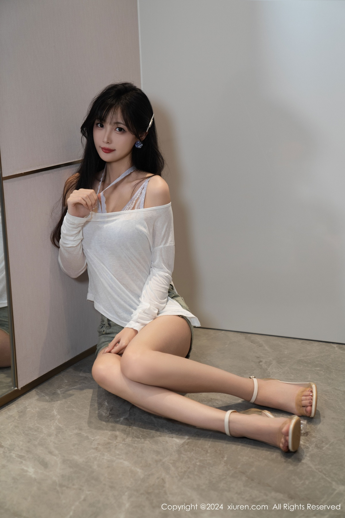 [秀人网] 2024.09.26 No.9215 林星阑 美腿性感  第42张