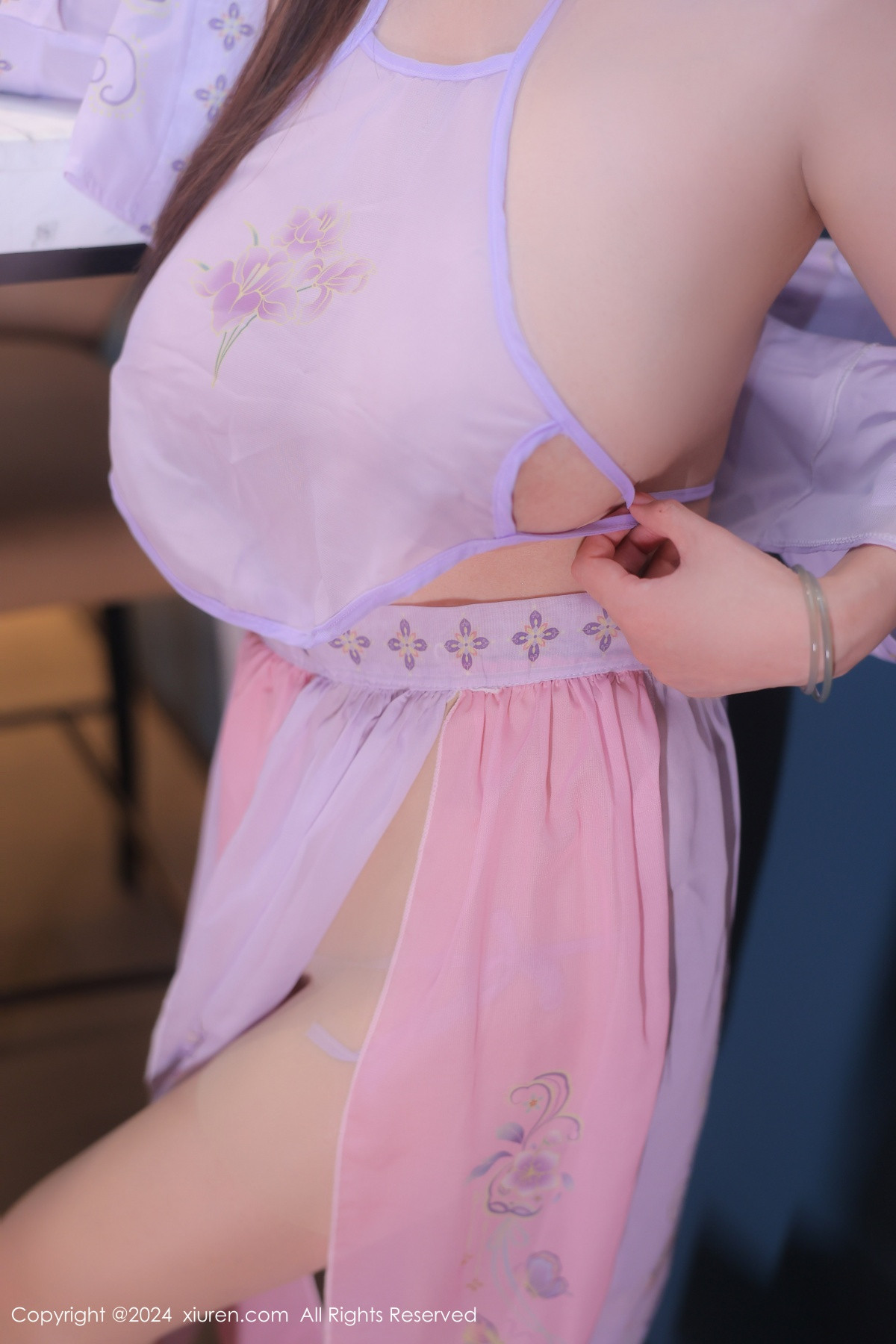 [秀人网] 2024.09.19 No.9178 小肉肉咪 丝袜美腿  第11张