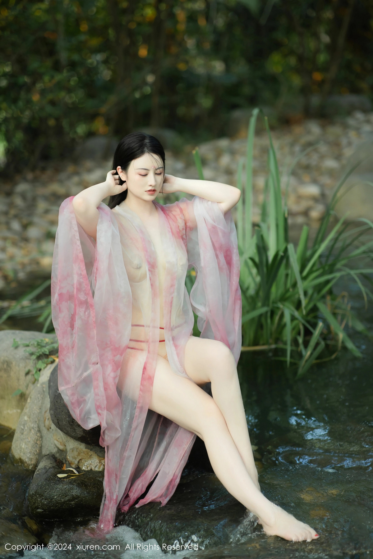 [秀人网] 2024.09.02 No.9100 诗诗kiki 美臀性感  第43张