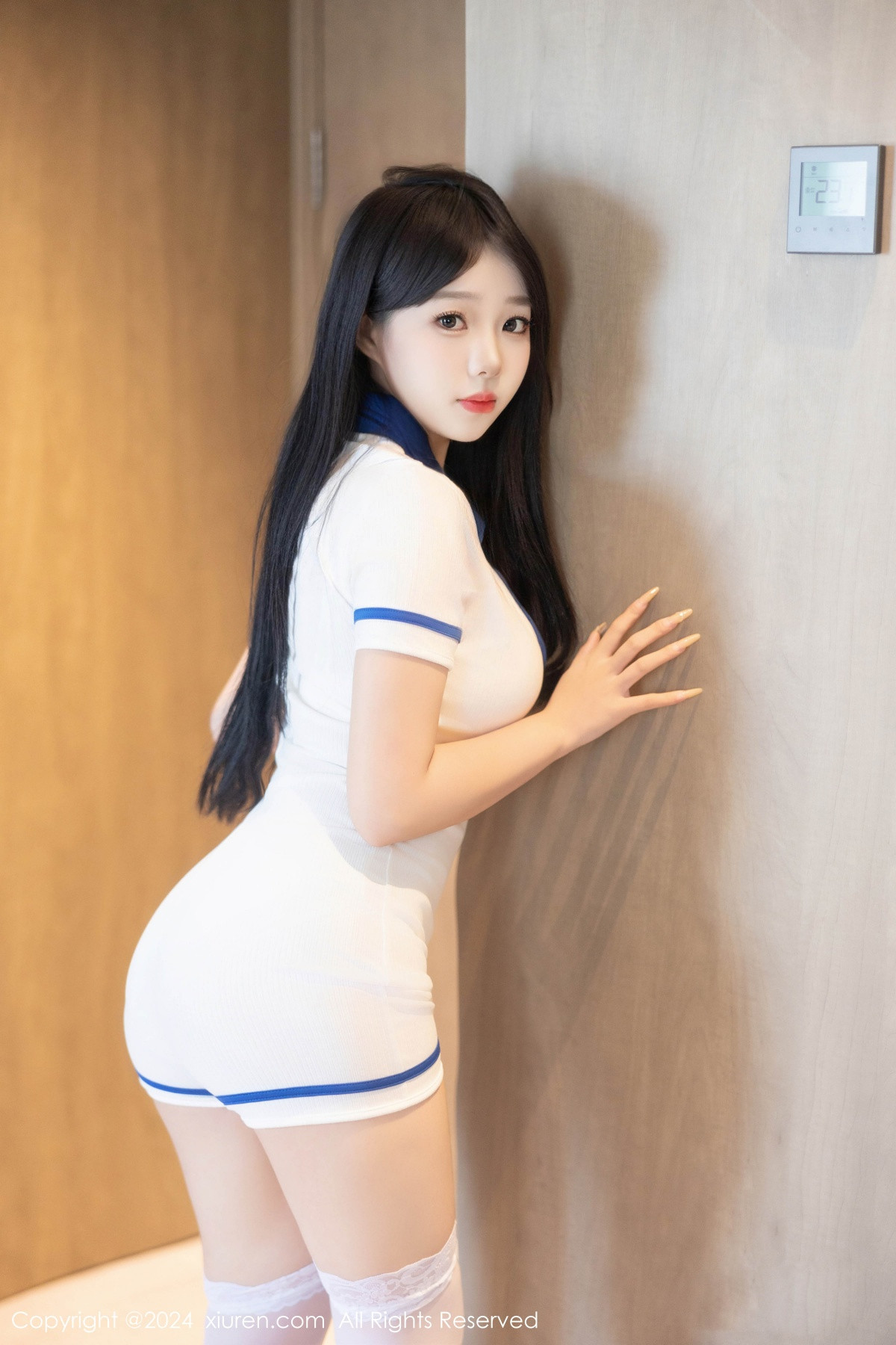[秀人网] 2024.08.23 No.9056 黎秋秋 丝袜制服  第5张