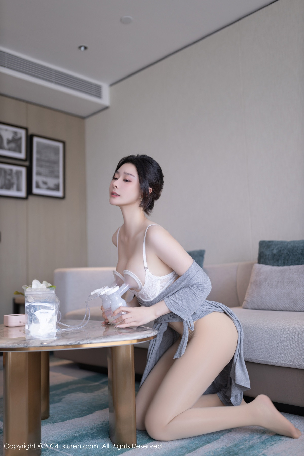 [秀人网] 2024.06.13 No.8699 小逗逗 丝袜美腿  第35张