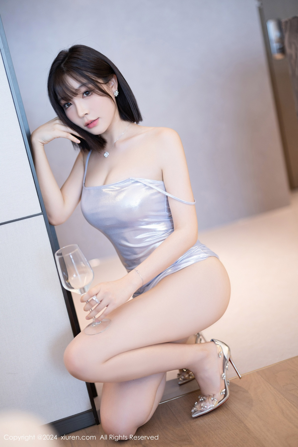 [秀人网] 2024.08.15 No.9020 徐莉芝Booty 丝袜美腿  第74张