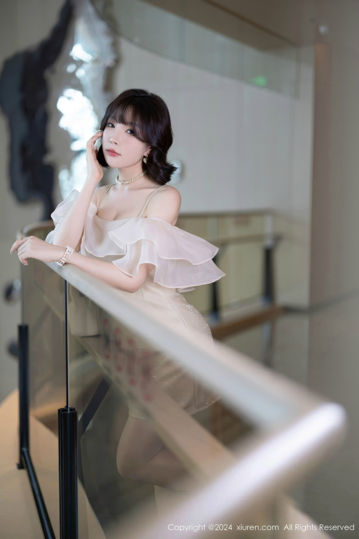 [秀人网] 2024.07.25 No.8917 徐莉芝Booty 丝袜美腿  第8张