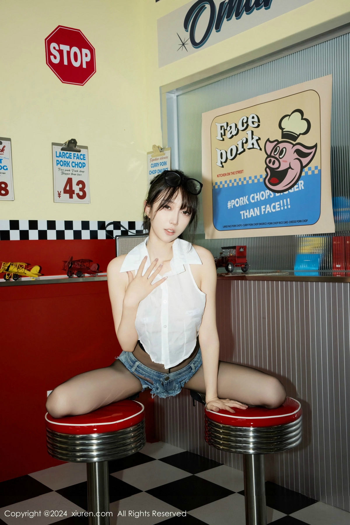 [秀人网] 2024.07.05 No.8811 玥儿玥er 黑丝美腿  第35张