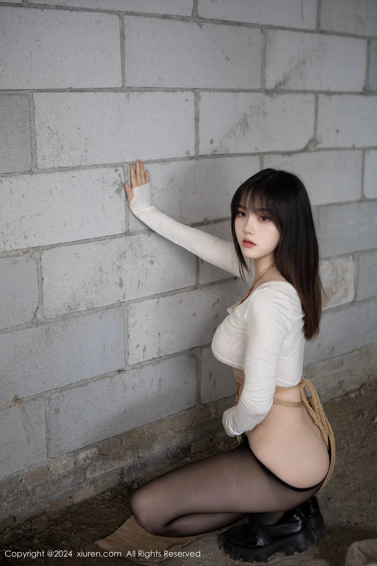 [秀人网] 2024.04.23 No.8439 豆瓣酱 美腿黑丝  第38张