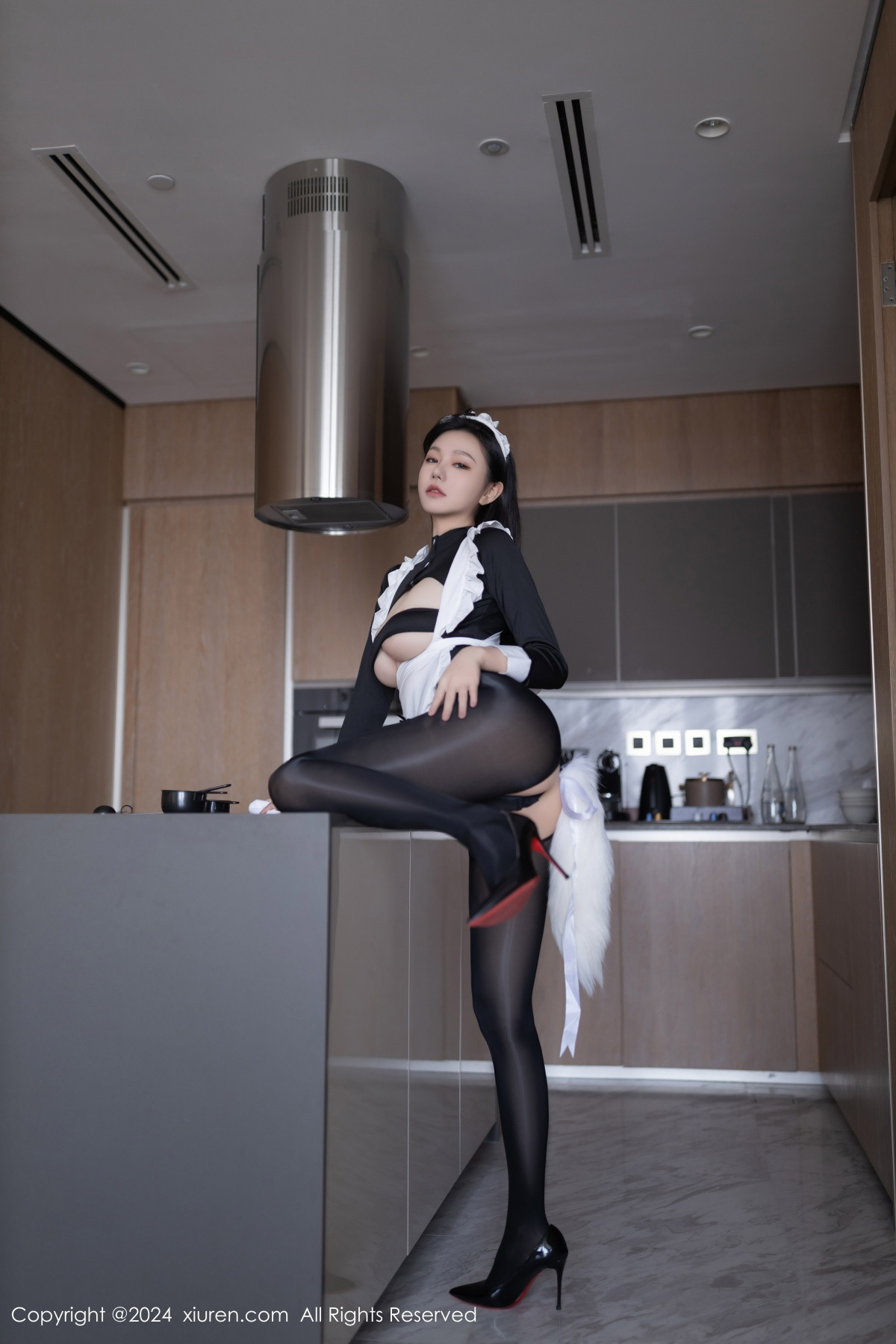[秀人网] 2024.06.18 No.8720 安然anran 黑丝美腿  第9张