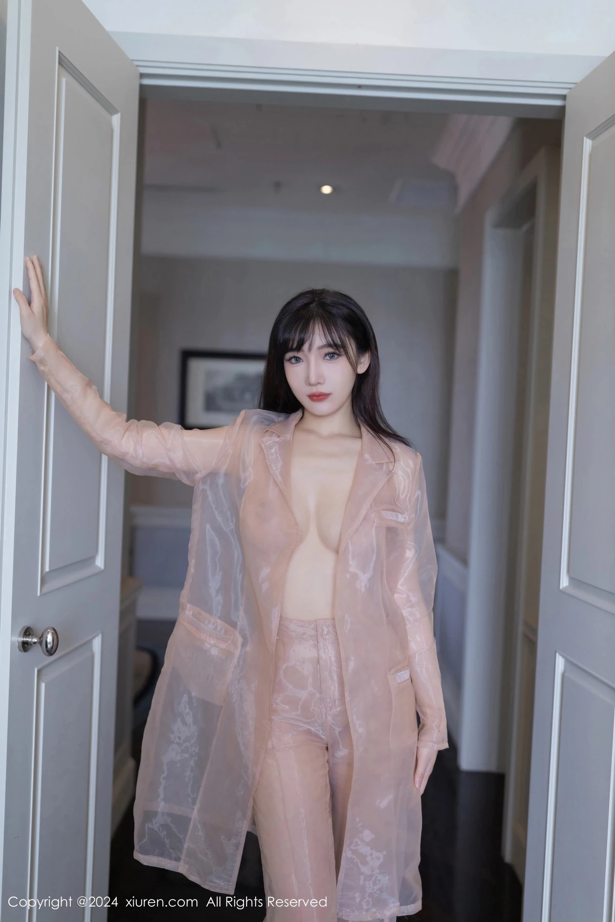 [秀人网] 2024.05.09 No.8509 陆萱萱 美腿性感  第14张