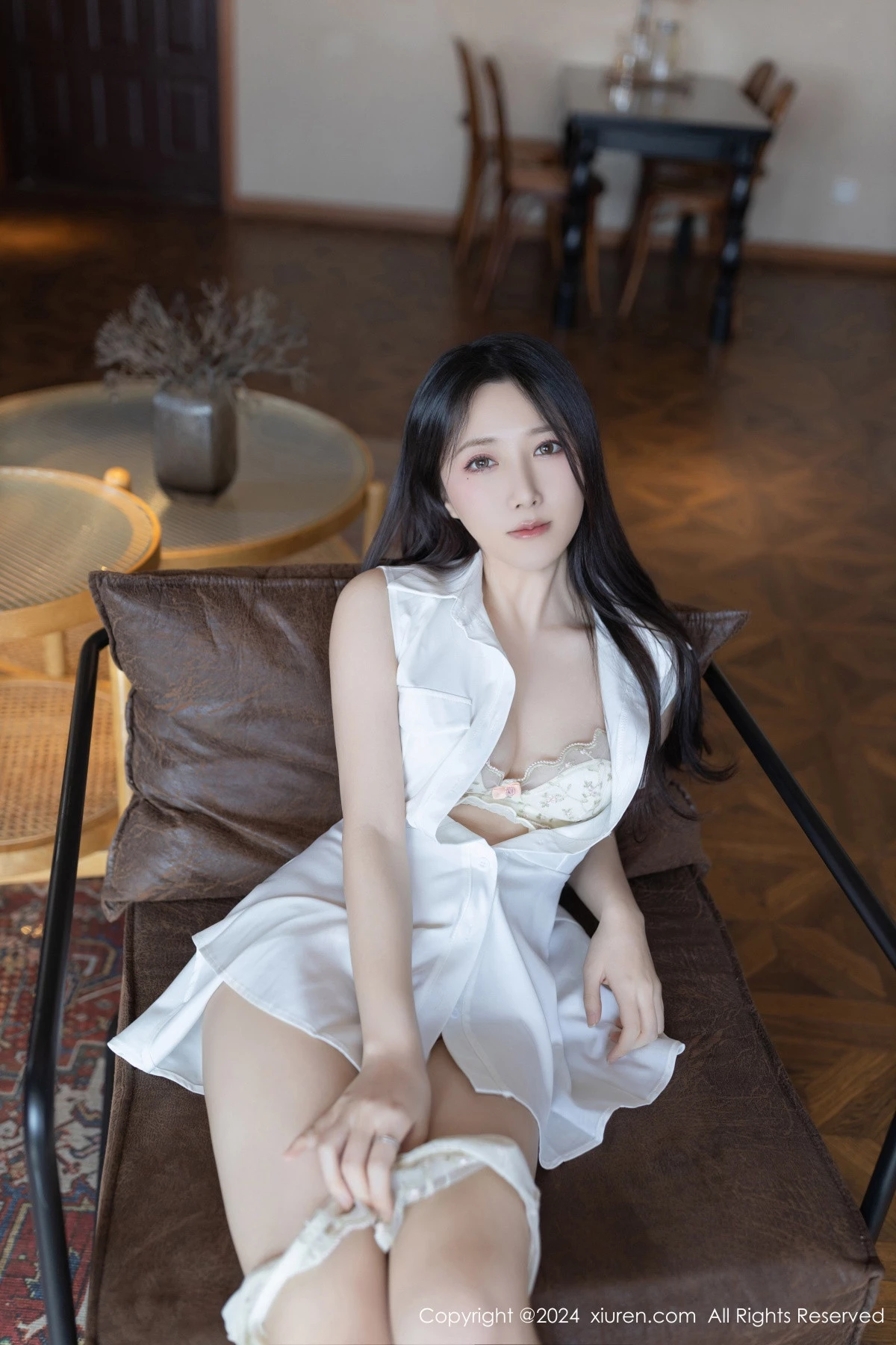 [秀人网] 2024.03.29 No.8315 鱼子酱Fish 丝袜美腿  第72张