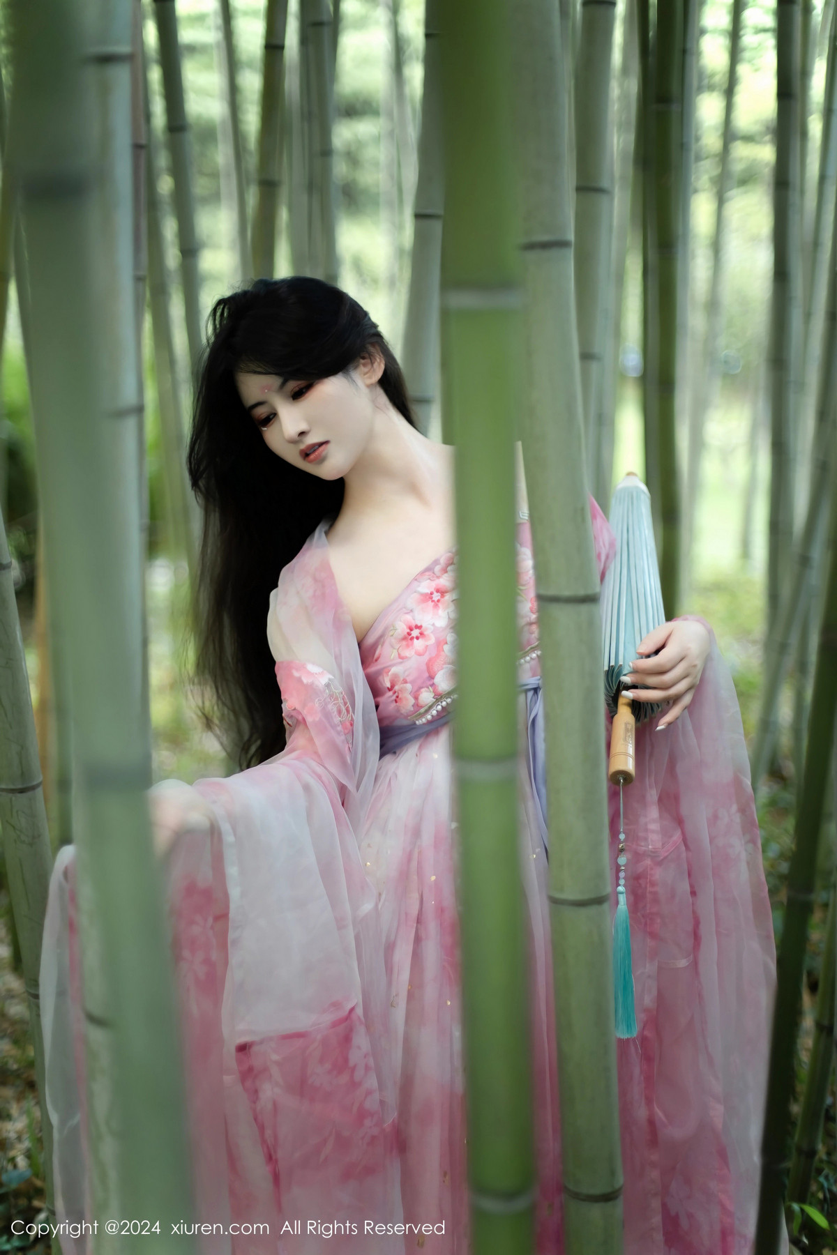 [秀人网] 2024.09.02 No.9100 诗诗kiki 美臀性感  第11张