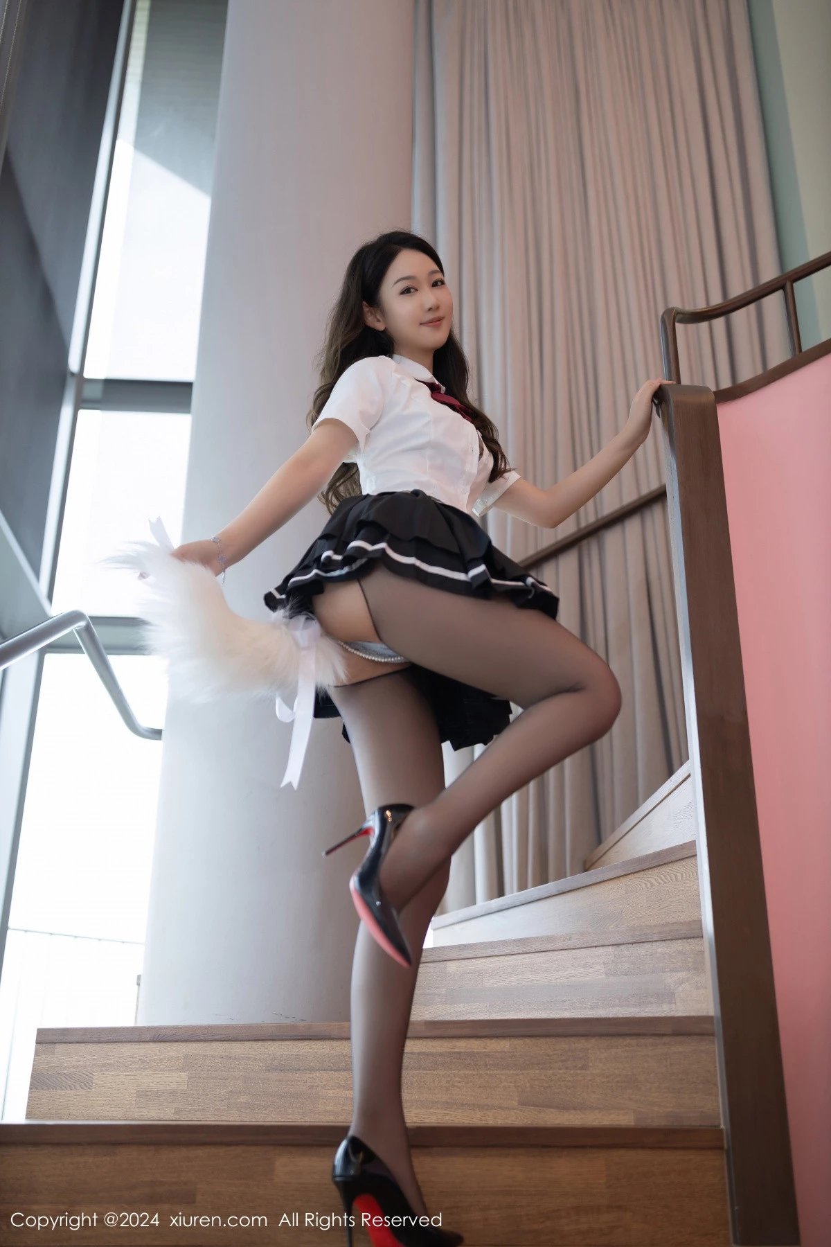 [秀人网] 2024.09.18 No.9174 唐安琪 黑丝美腿  第19张