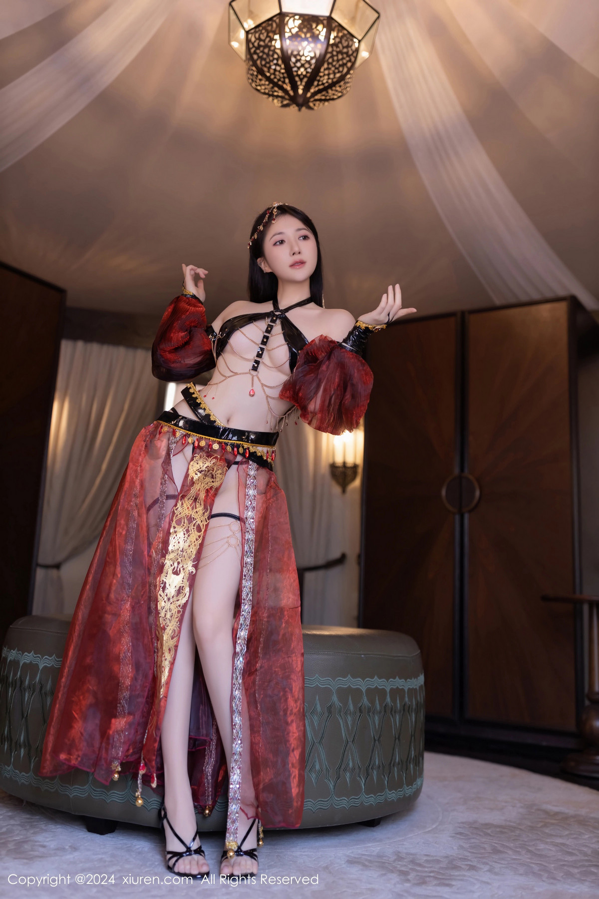 [秀人网] 2024.06.28 No.8778 鱼子酱Fish 舞娘装扮  第16张