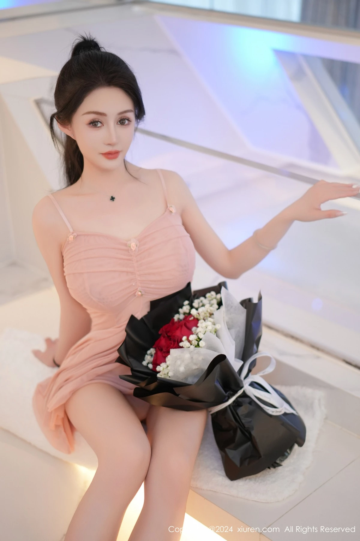 [秀人网] 2024.04.15 No.8395 林幼一 丝袜美腿  第4张