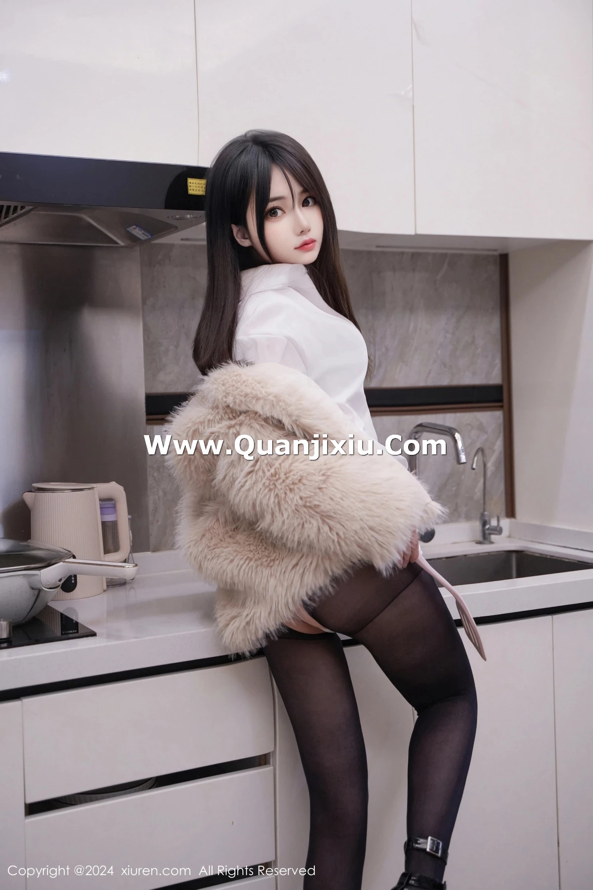 [秀人网] 2024.04.22 No.8429 林月月 美腿黑丝  第43张