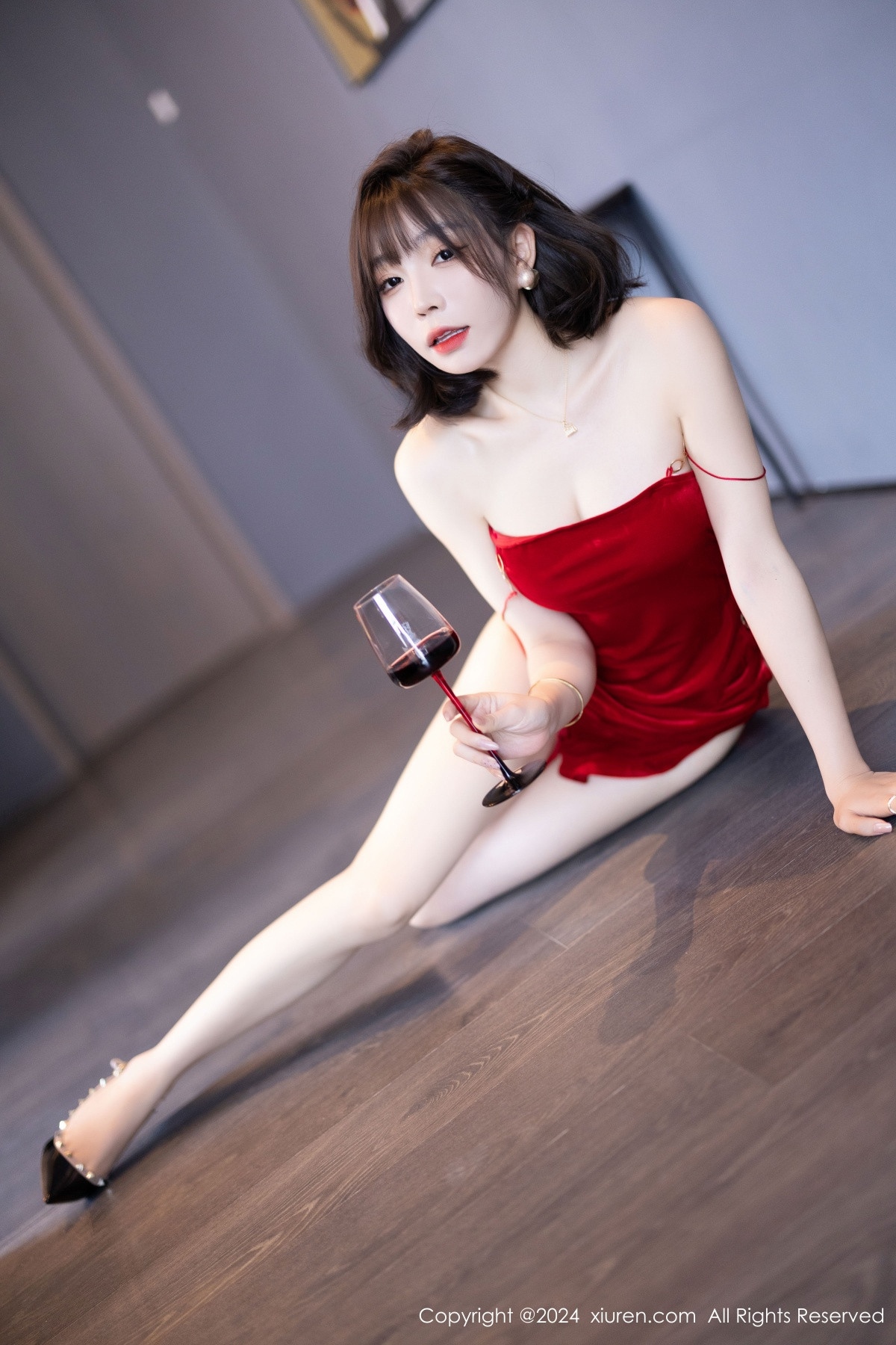 [秀人网] 2024.09.29 No.9229 徐莉芝Booty 美腿黑丝  第39张