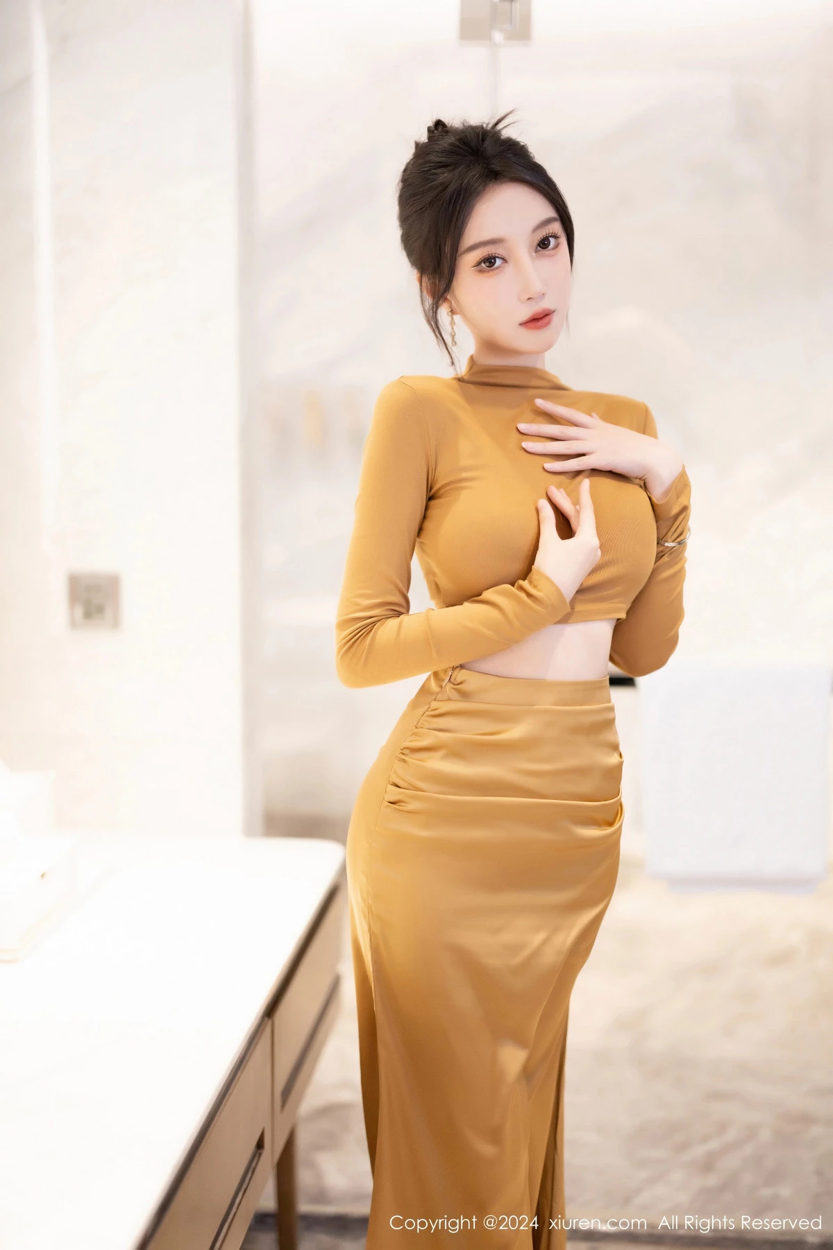 [秀人网] 2024.05.21 No.8574 玥儿玥 丝袜美腿  第8张