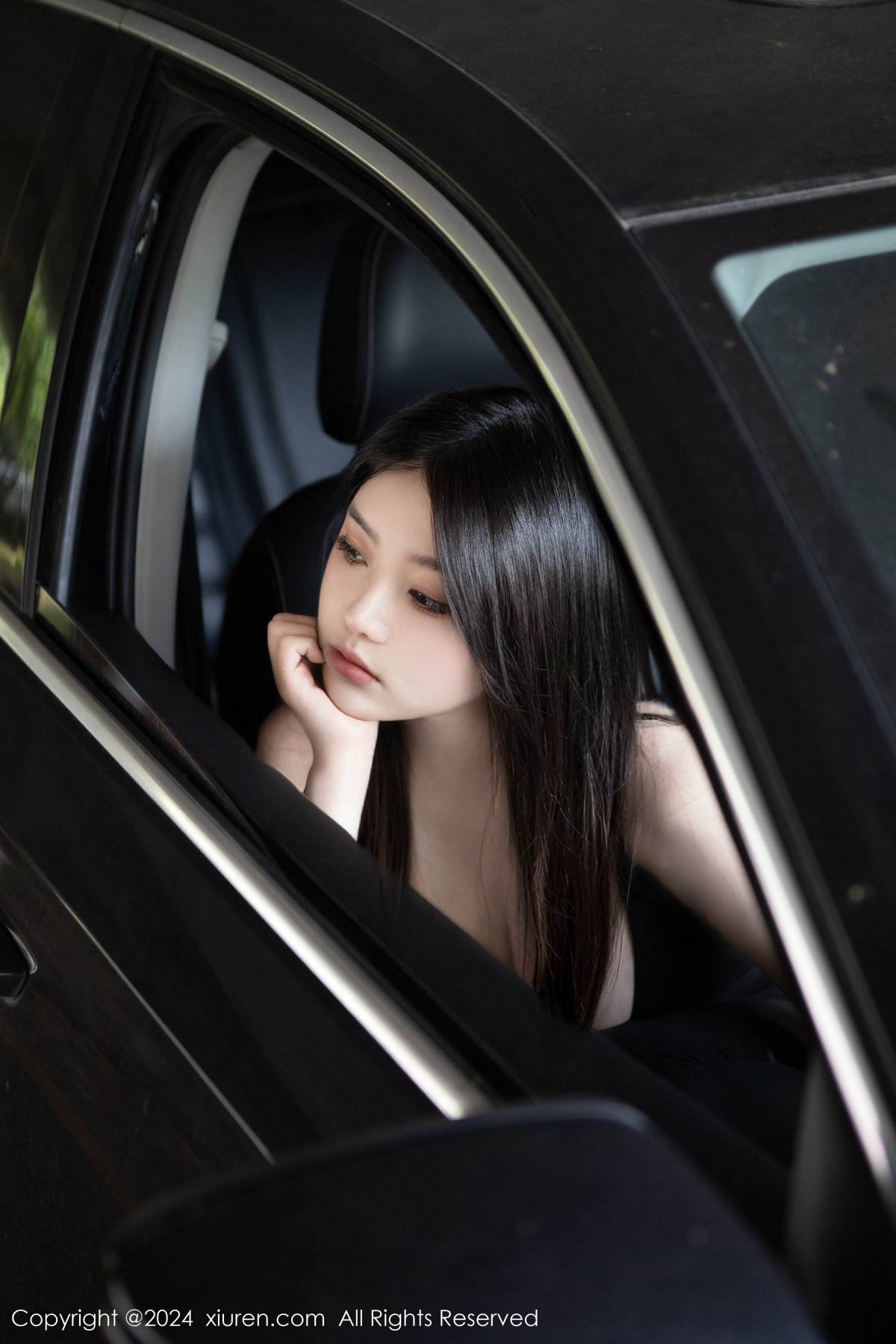 [秀人网] 2024.06.14 No.8708 豆瓣酱 黑丝美腿  第63张