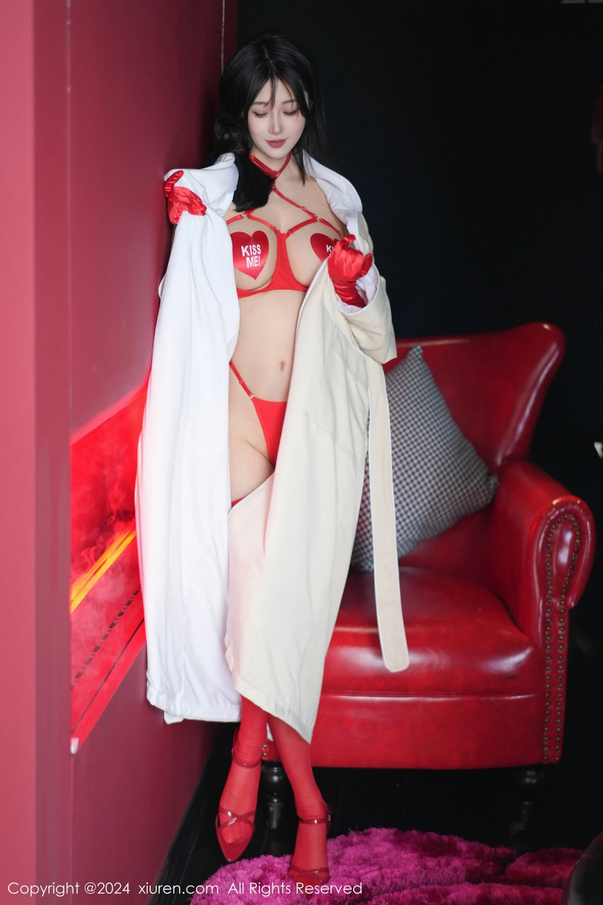 [秀人网] 2024.05.17 No.8555 laura阿姣 清纯美腿  第4张