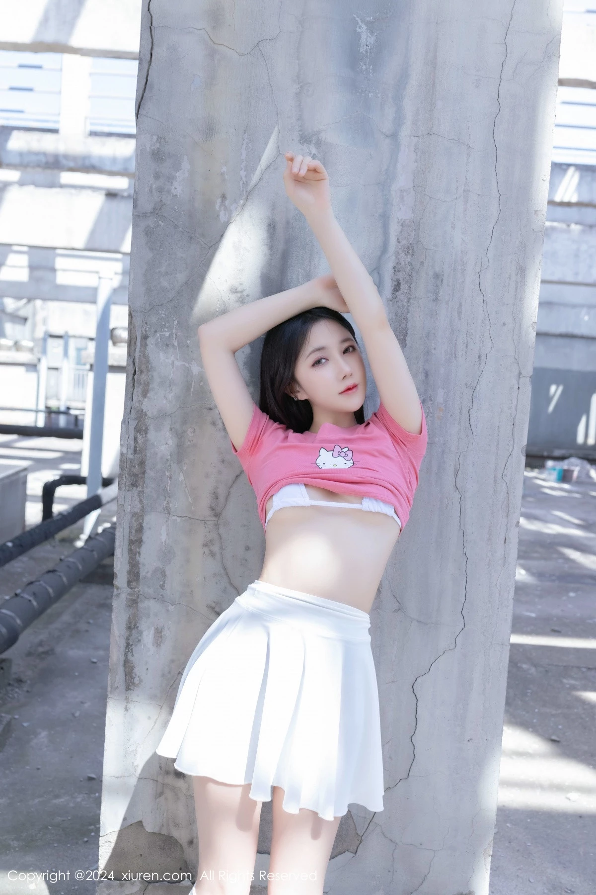 [秀人网] 2024.04.26 No.8457 鱼子酱Fish 天台少女  第32张