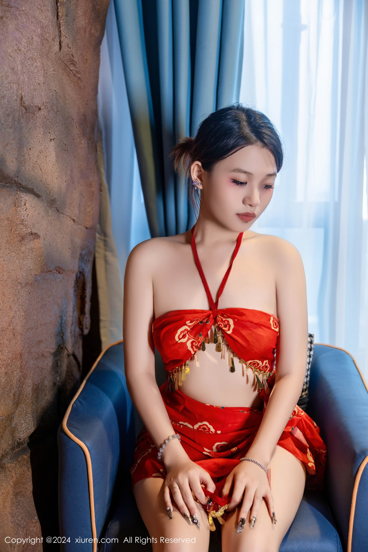 [秀人网] 2024.10.22 No.9323 吴婷婉 性感美腿  第21张
