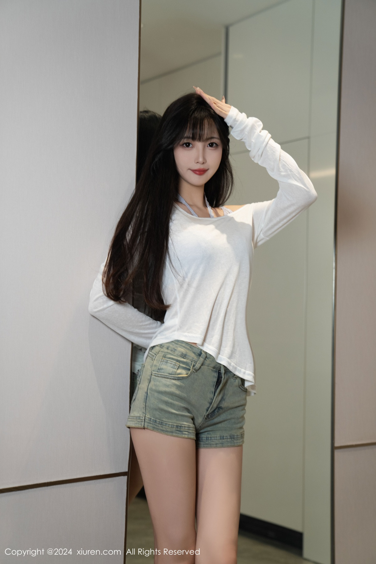 [秀人网] 2024.09.26 No.9215 林星阑 美腿性感  第16张