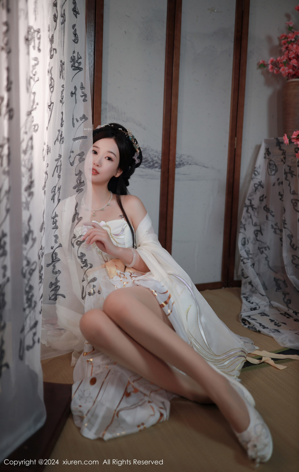 [秀人网] 2024.07.22 No.8898 唐安琪 丝袜美腿  第11张