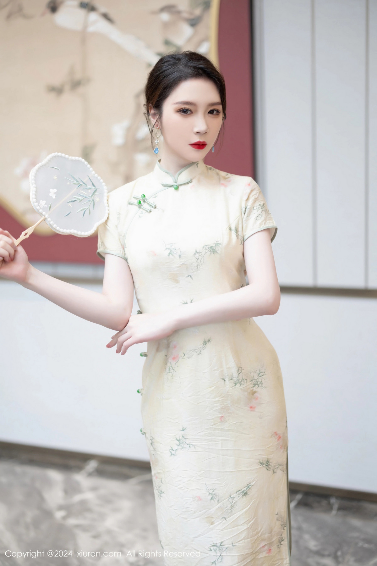 [秀人网] 2024.05.07 No.8497 梦心玥 丝袜美腿  第2张