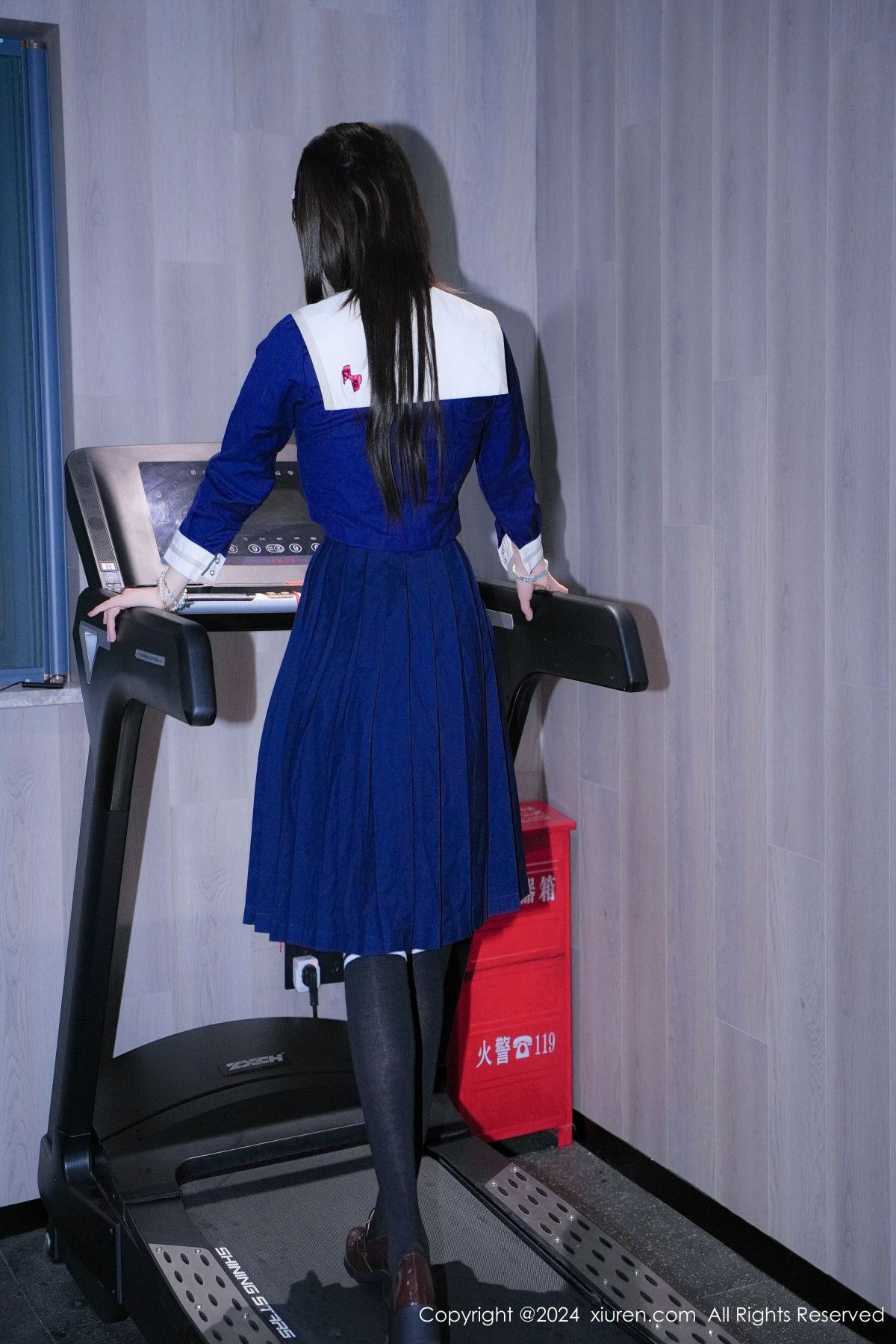 [秀人网] 2024.09.30 No.9241 Erikaki 美腿性感  第19张