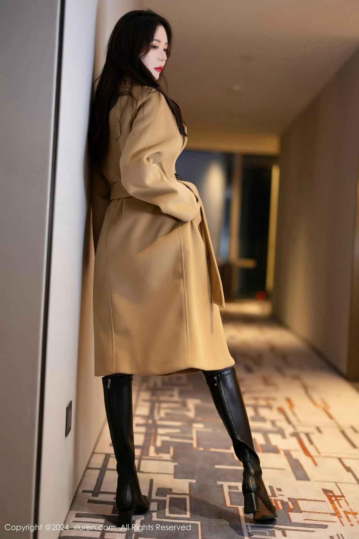 [秀人网] 2024.04.18 No.8414 梦心玥 黑丝美腿  第8张
