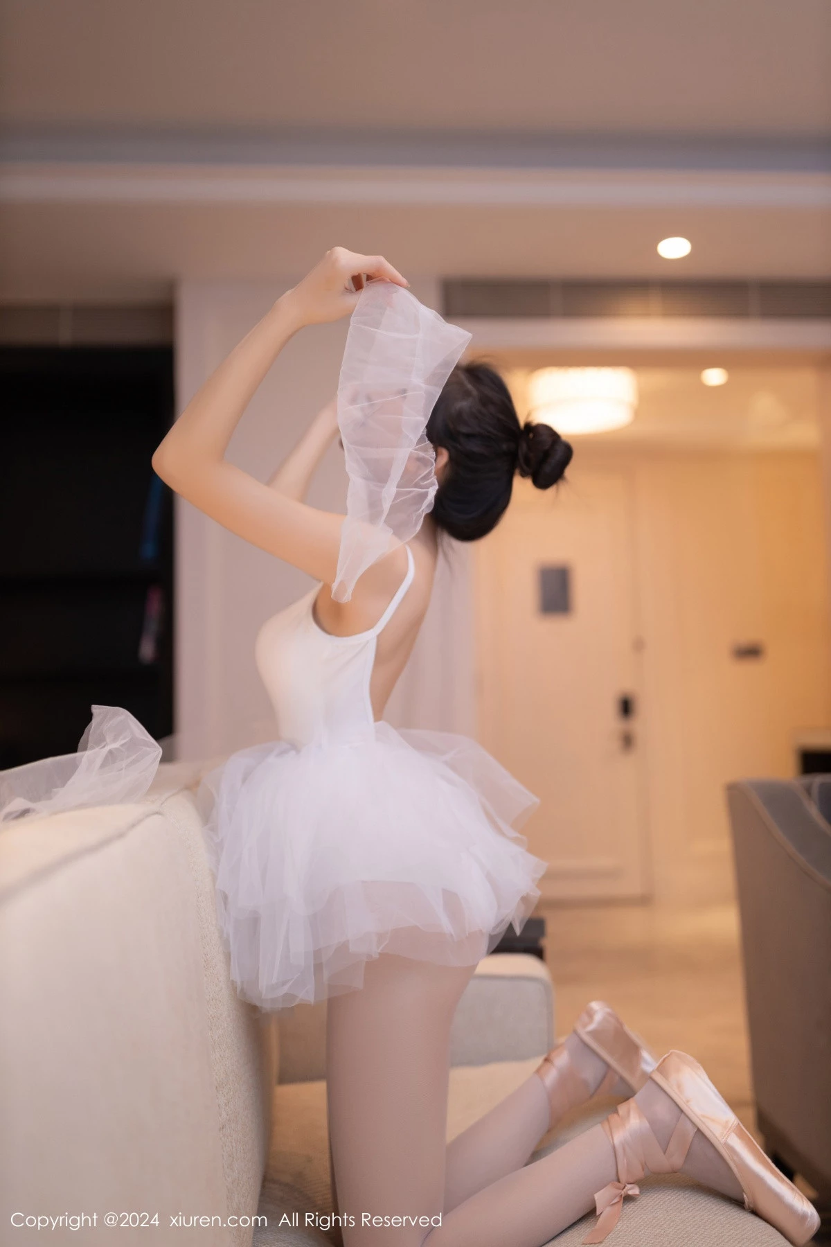[秀人网] 2024.06.05 No.8657 鱼尾fish 丝袜美腿  第25张