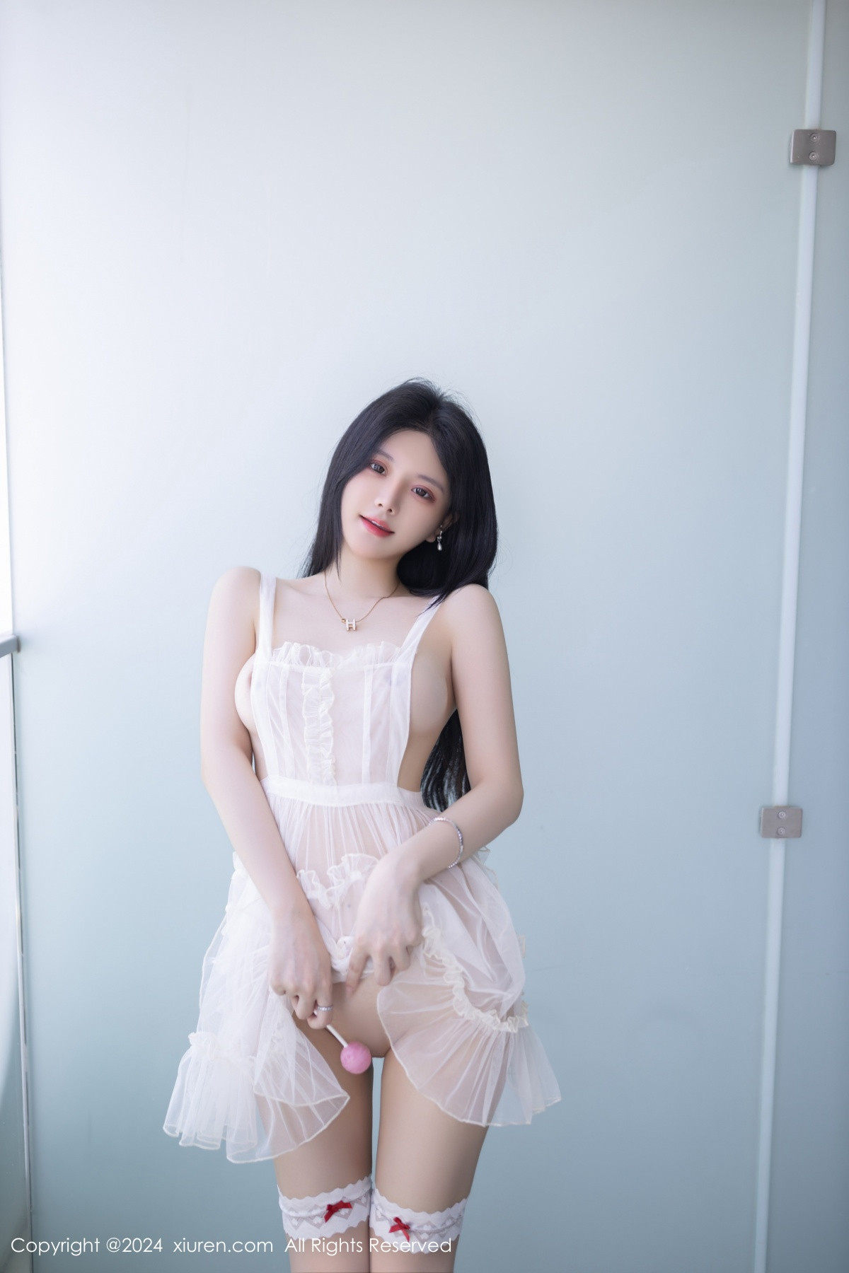 [秀人网] 2024.08.23 No.9062 幼幼 丝袜美腿  第1张