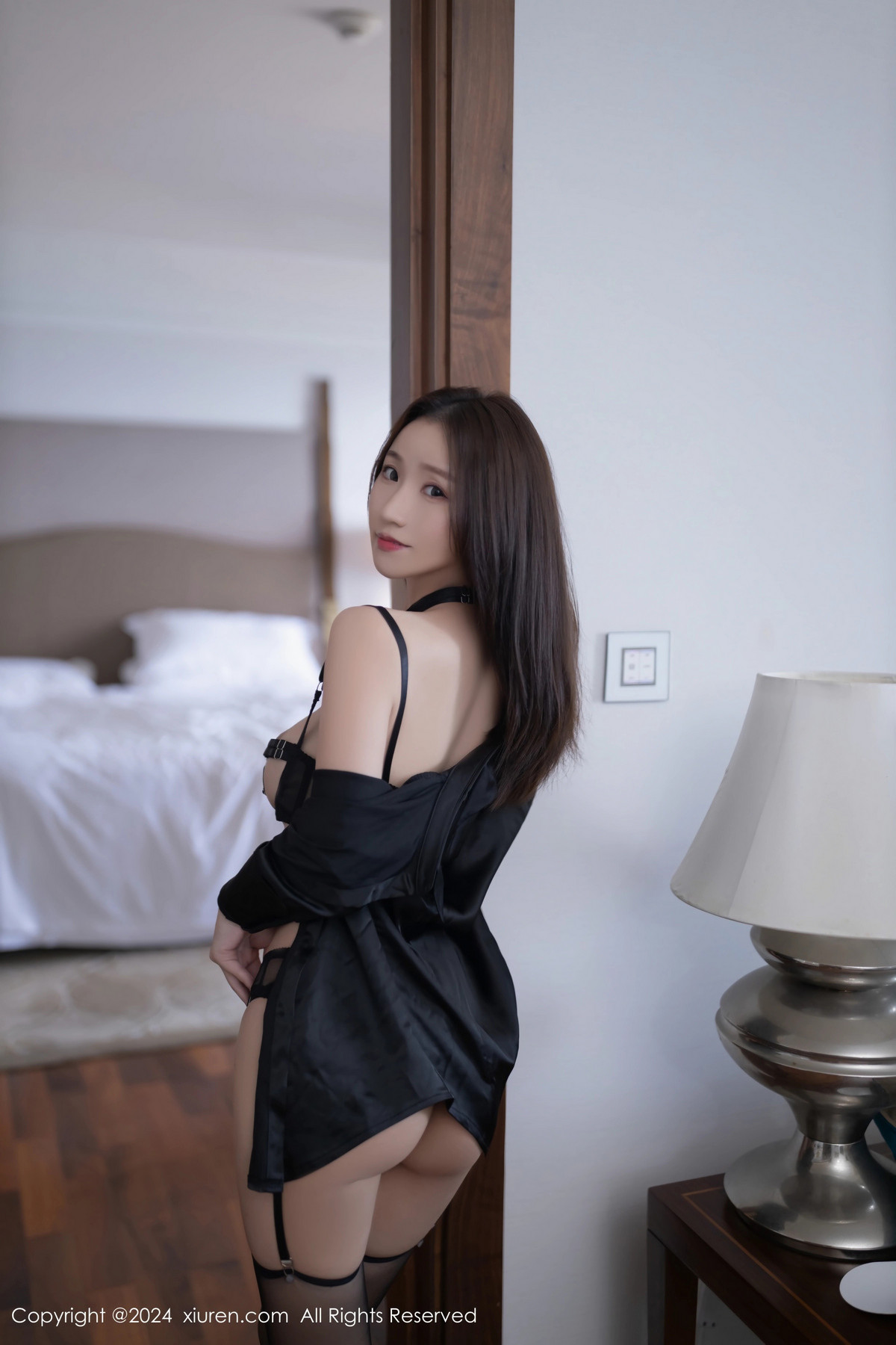 [秀人网] 2024.06.12 No.8688 杏子Yada 美腿黑丝  第21张